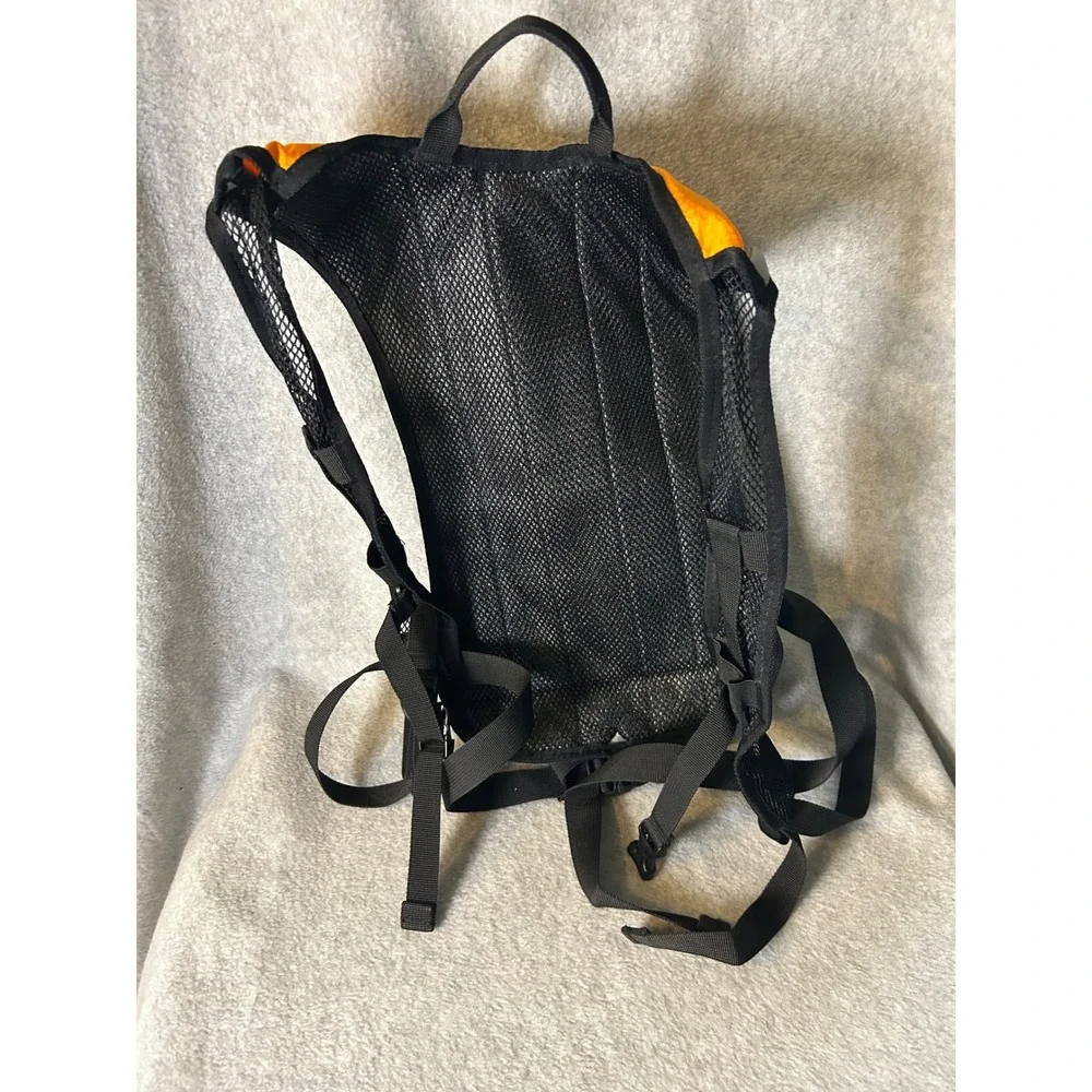 Coleman Max‎ Hydration Backpack Orange Grey Honeycomb Ripstop Hiking Daypack